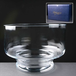 Balmoral Glass Fruit Bowl, for glass engraving.