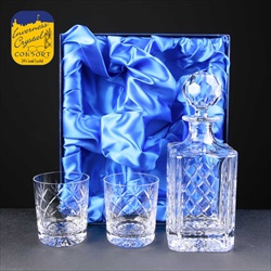 Cut crystal Decanter Set, for engraving.
