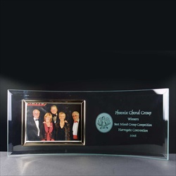 Engraved glass frame. Corporate Trophy for a Choir.